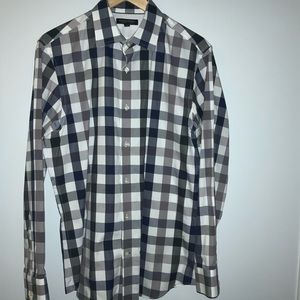 Banana Republic - Medium - non-iron slim fit